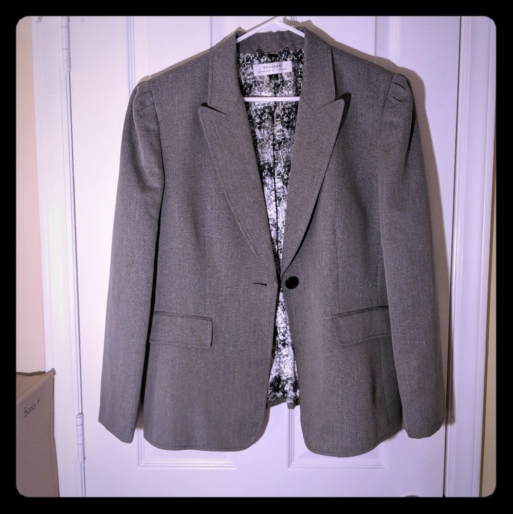 Tahari Arthur S Levine one-button blazer 18